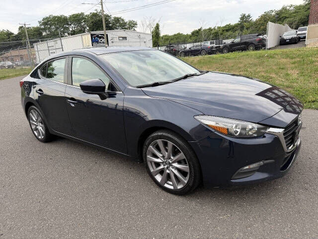2018 MAZDA Mazda3