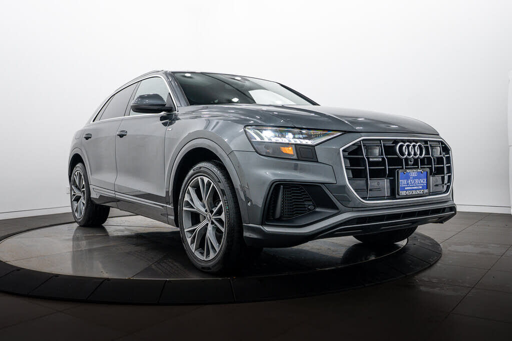 2021 AUDI Q8