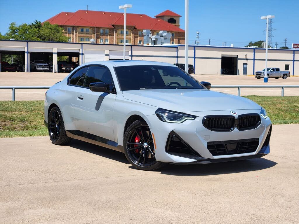 2023 BMW M2