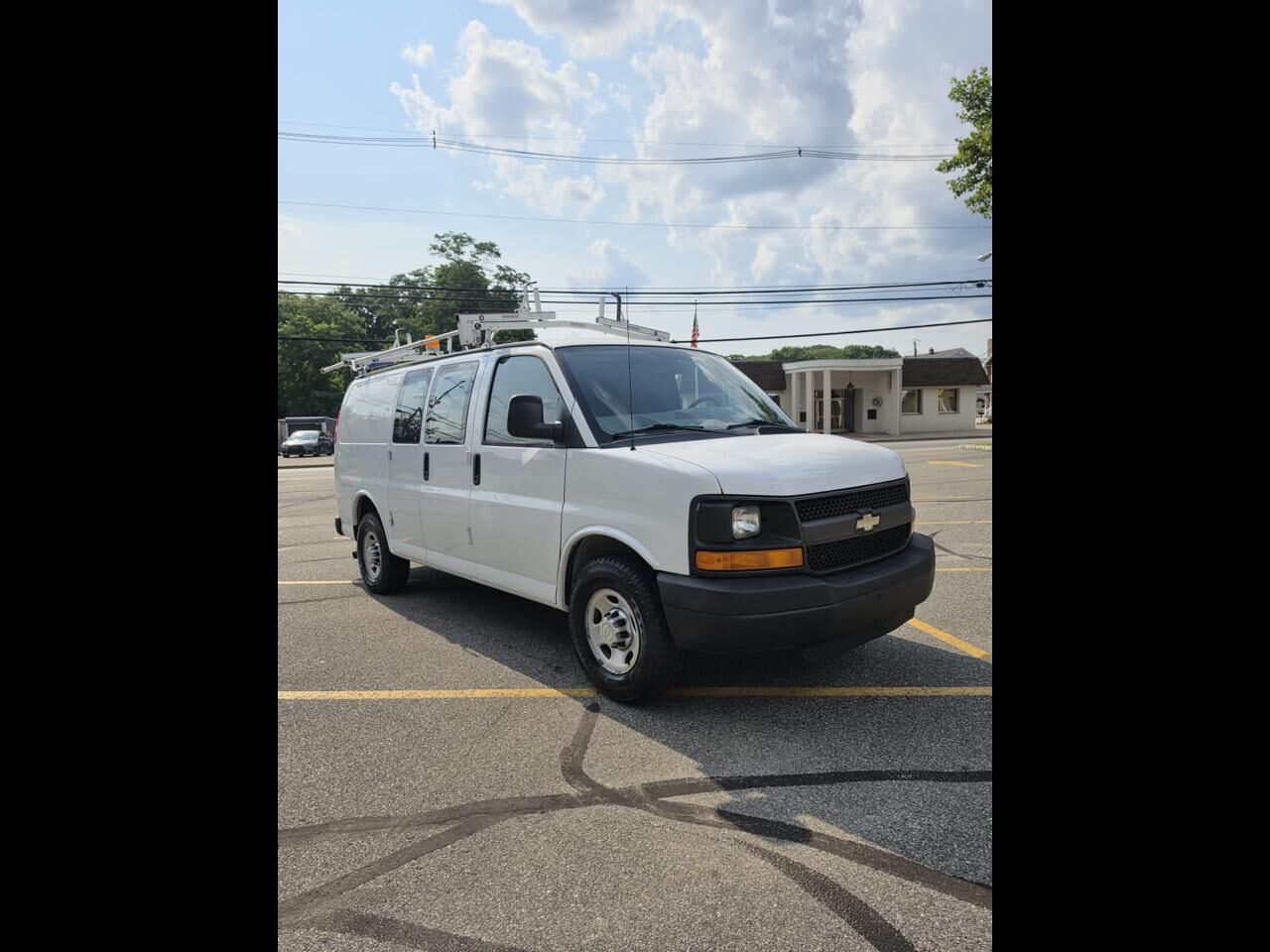 2011 CHEVROLET Express
