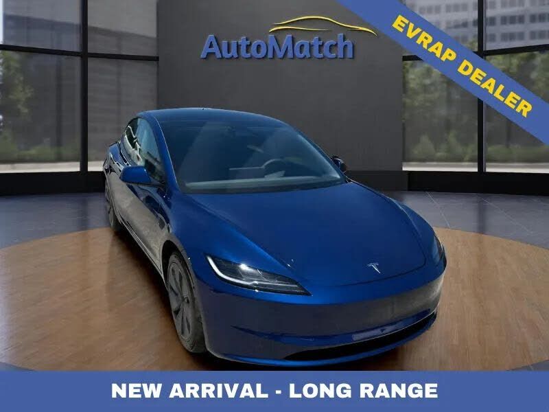 2025 TESLA Model 3