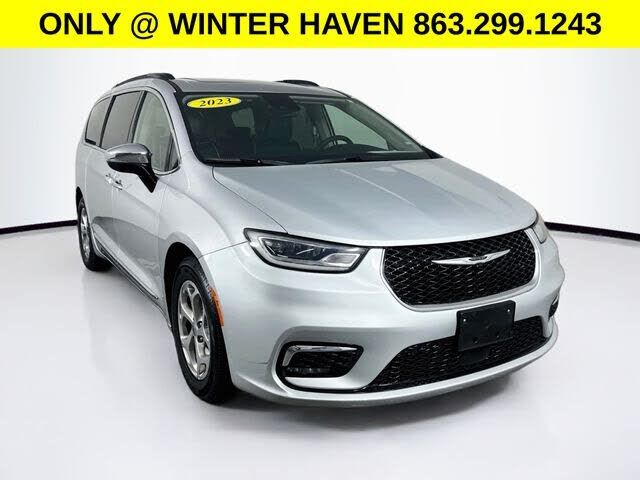 2023 CHRYSLER Pacifica