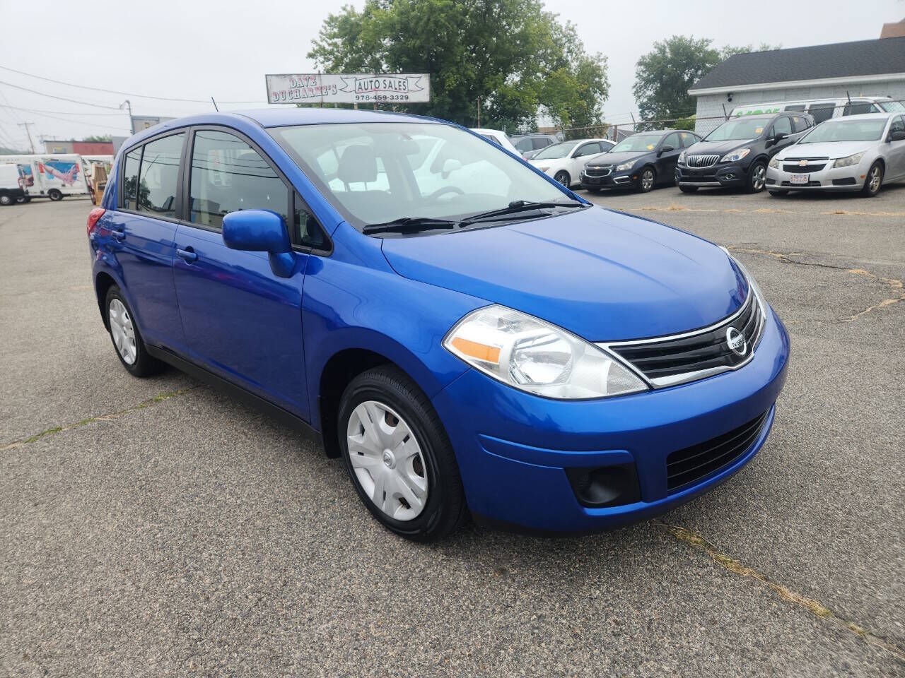 2011 NISSAN Versa