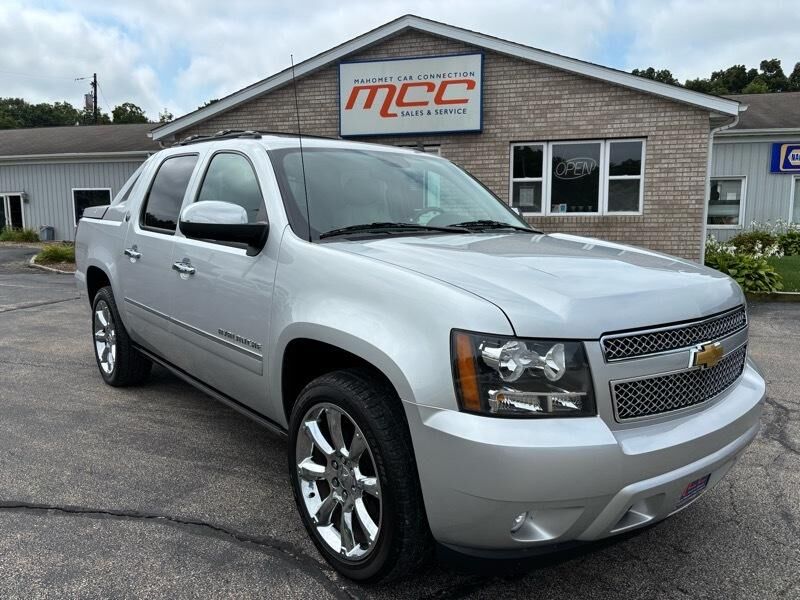 2013 CHEVROLET Avalanche