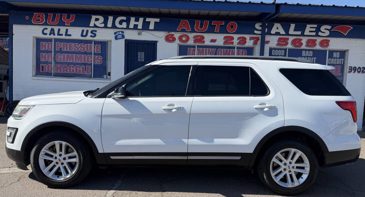2017 FORD Explorer