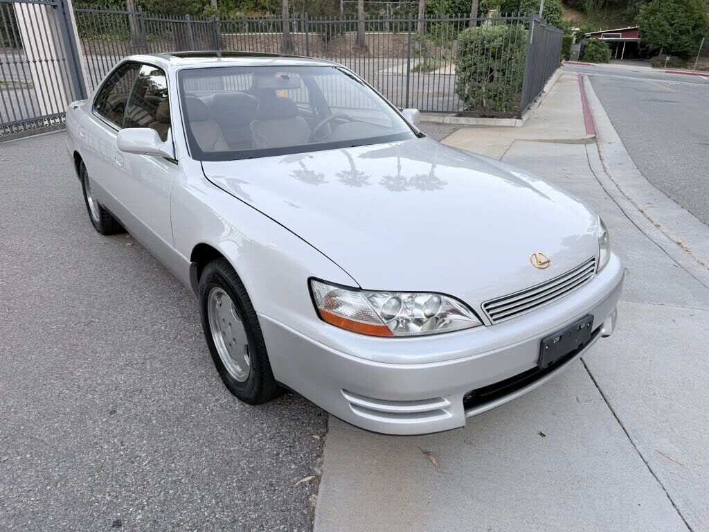 1994 LEXUS ES