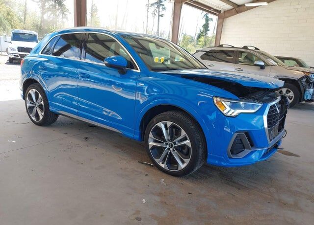 2019 AUDI Q3