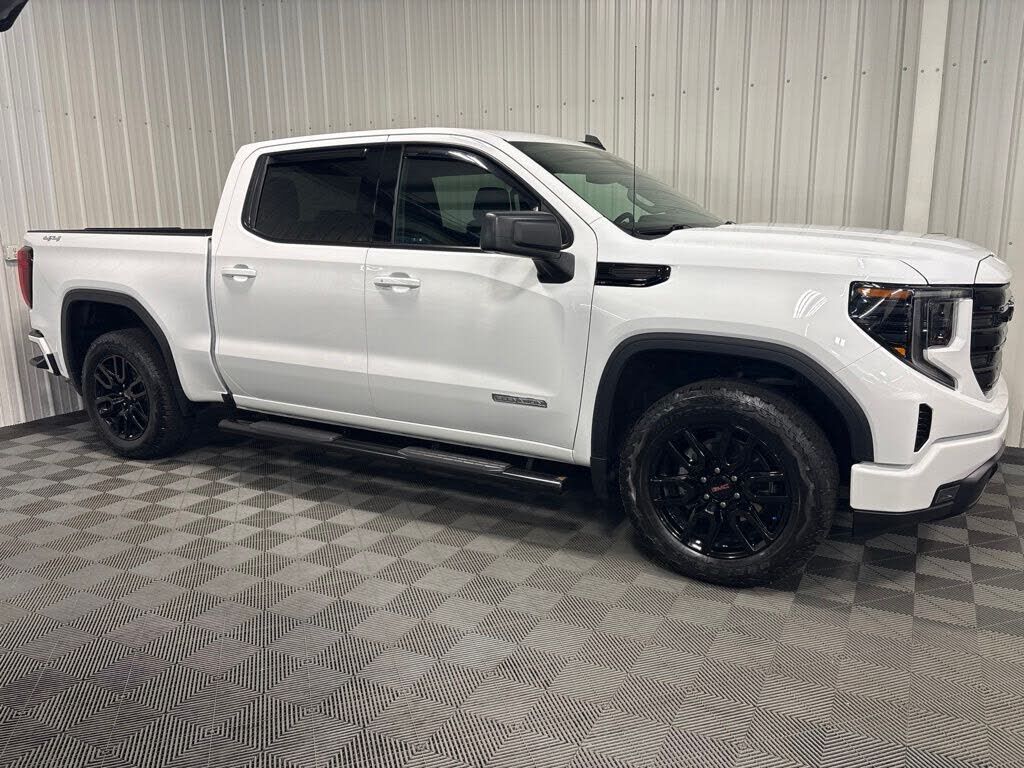 2024 GMC Sierra