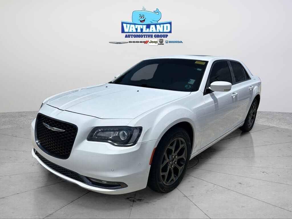 2018 CHRYSLER 300