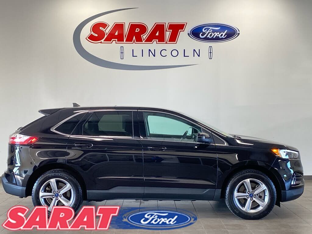 2022 FORD Edge