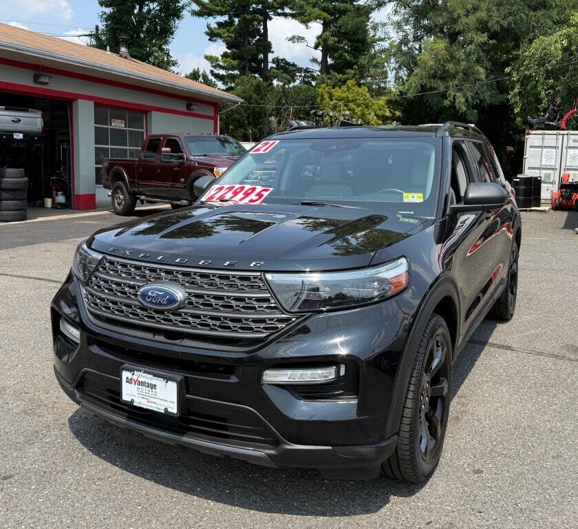 2021 FORD Explorer