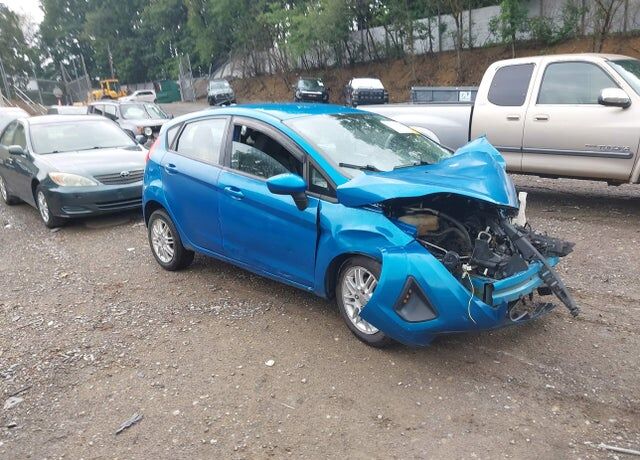 2012 FORD Fiesta