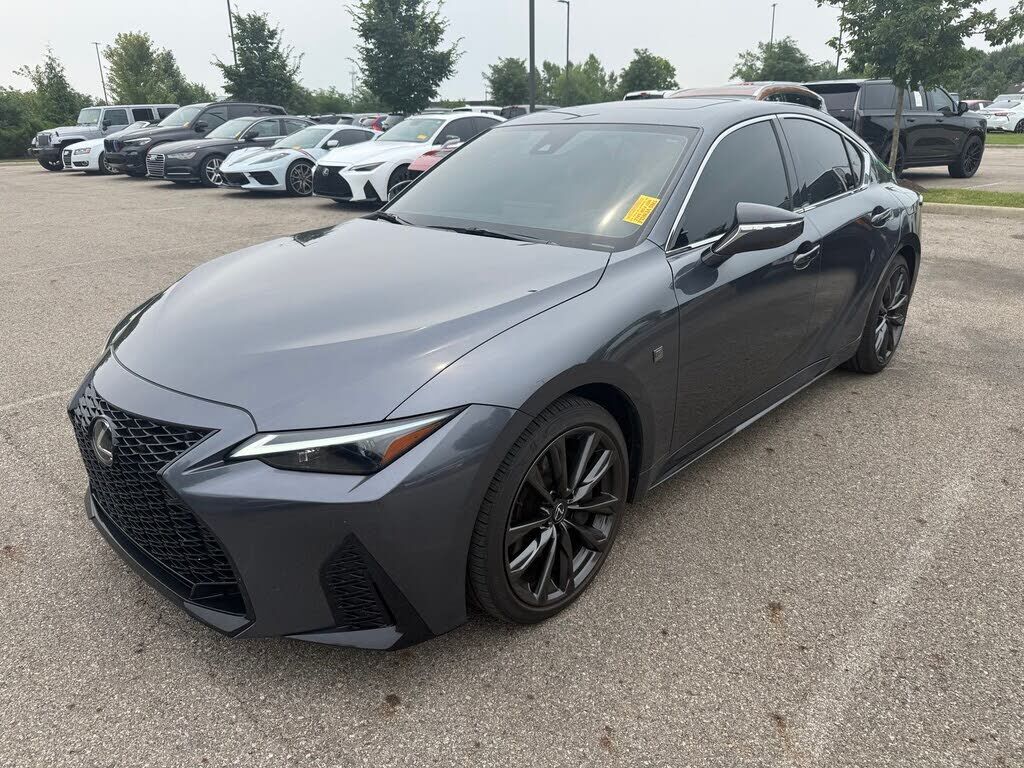 2025 LEXUS IS