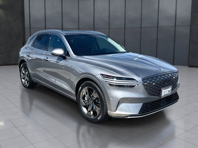 2025 GENESIS GV70