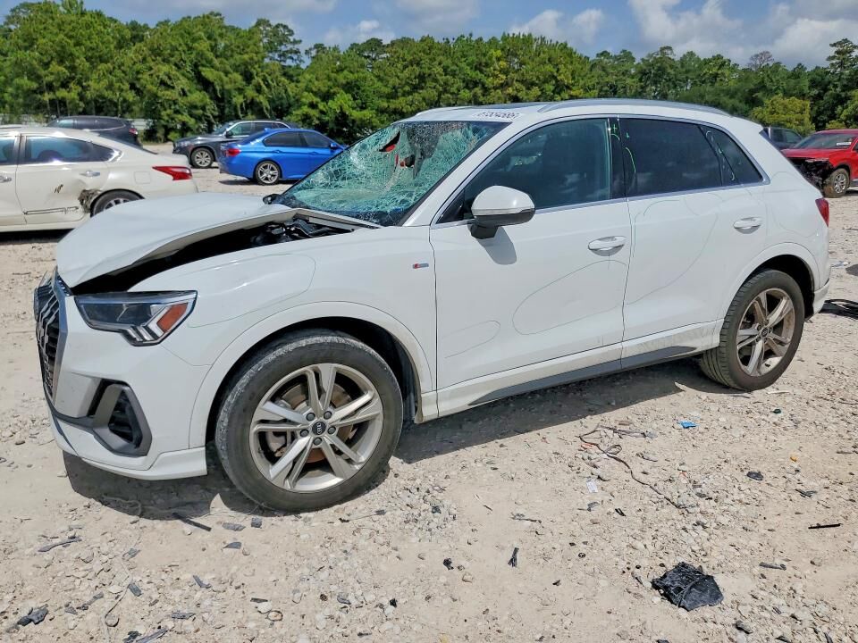 2021 AUDI Q3