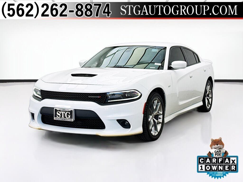 2020 DODGE Charger