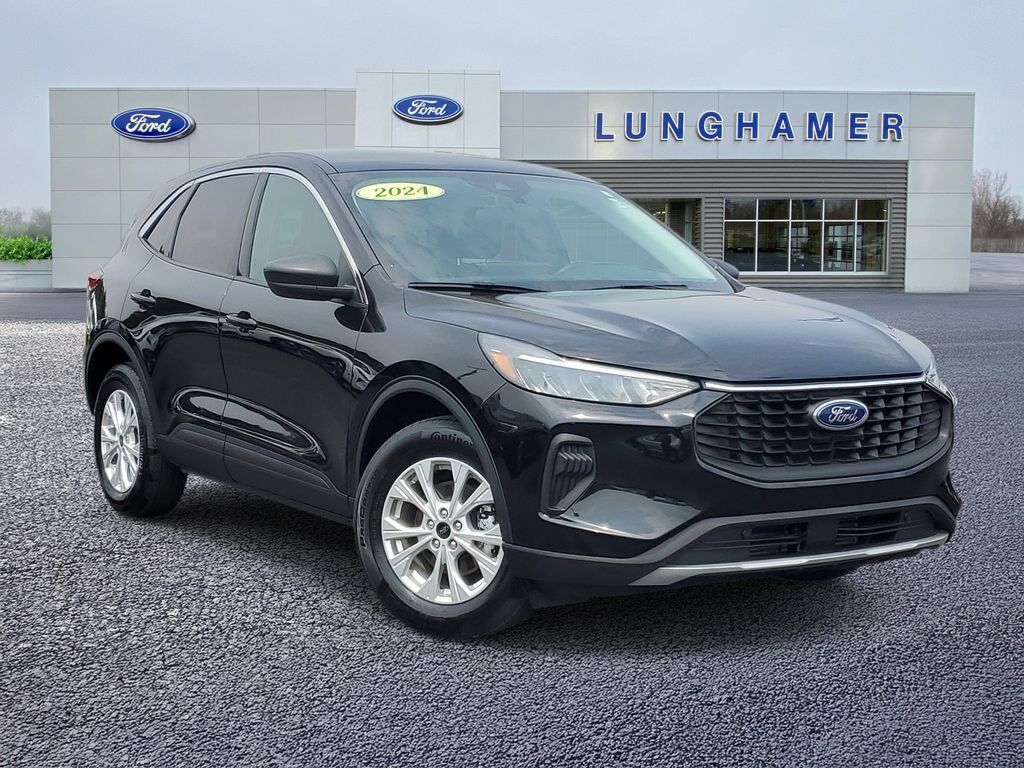 2024 FORD Escape
