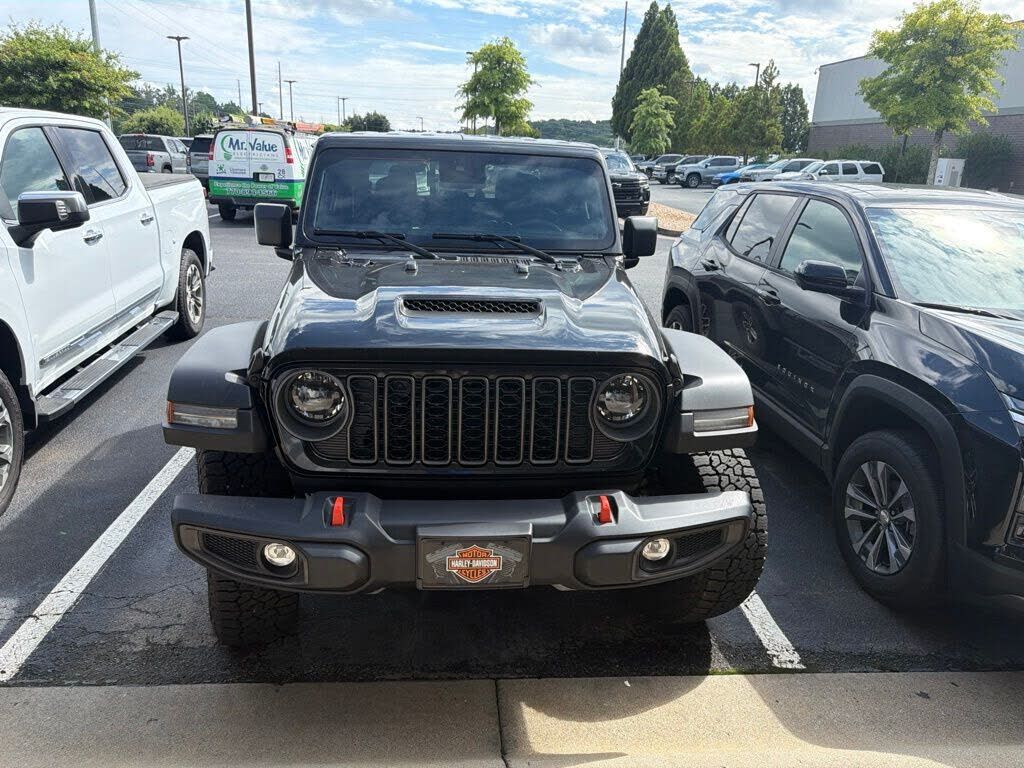 2025 JEEP Gladiator