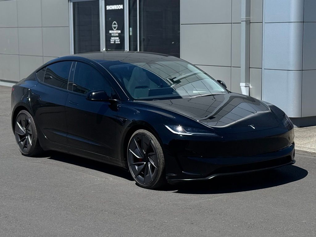 2024 TESLA Model 3