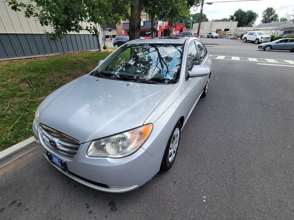 2010 HYUNDAI Elantra
