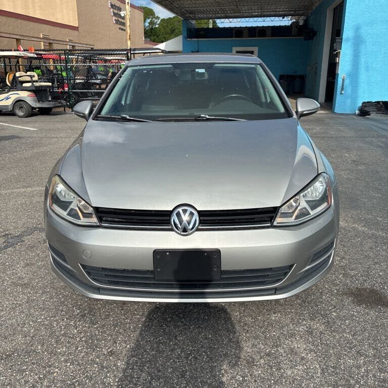 2015 VOLKSWAGEN Golf