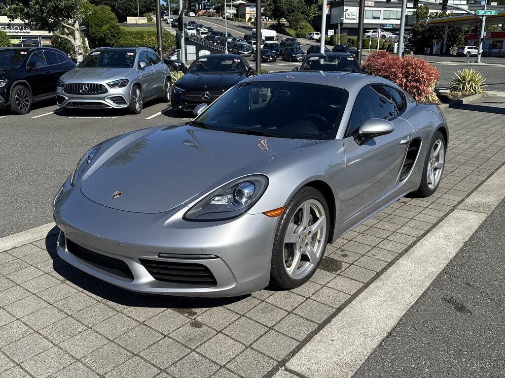 2018 PORSCHE 718