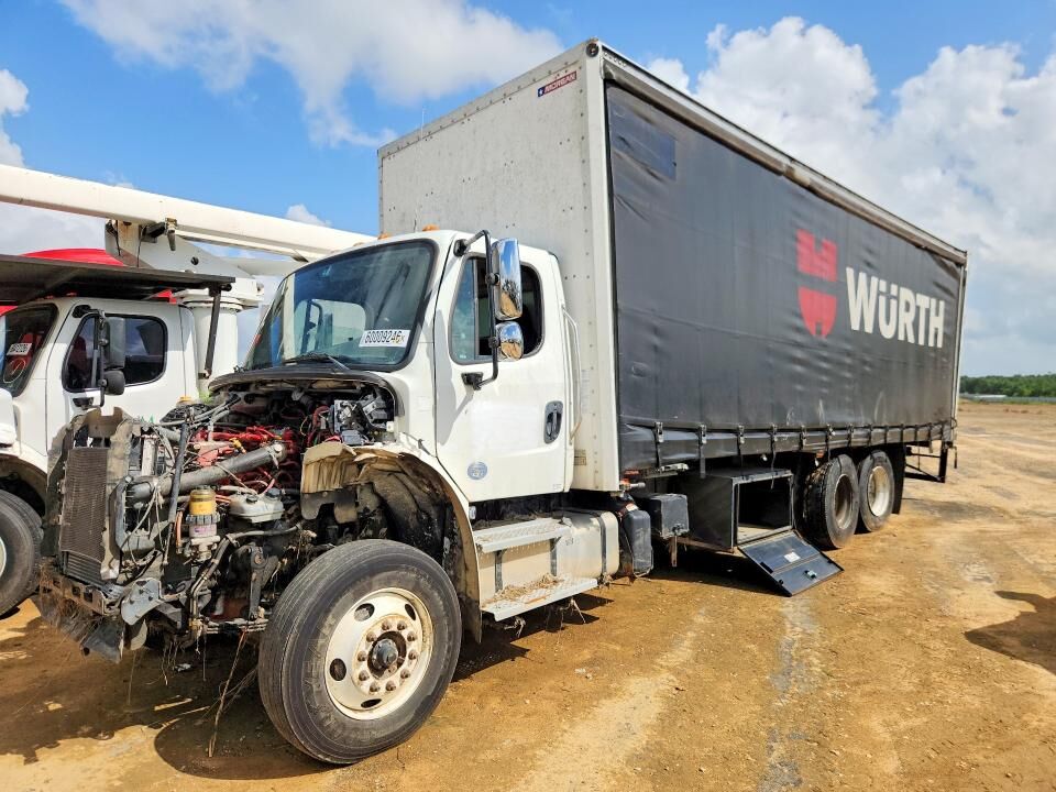 2022 FREIGHTLINER M2