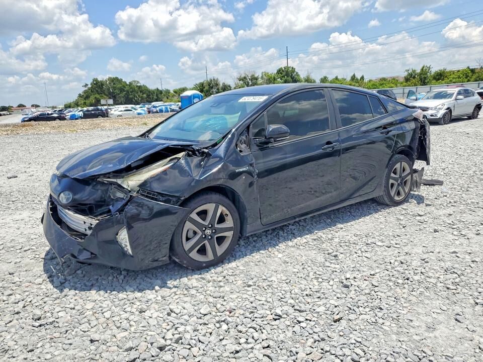 2017 TOYOTA PRIUS