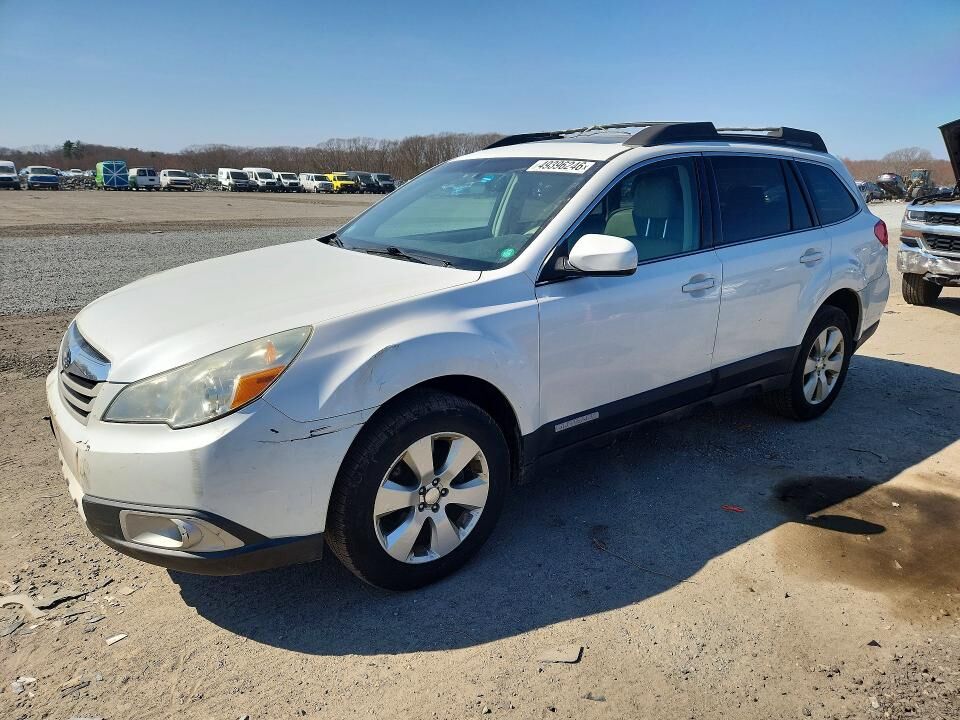 2011 SUBARU Outback