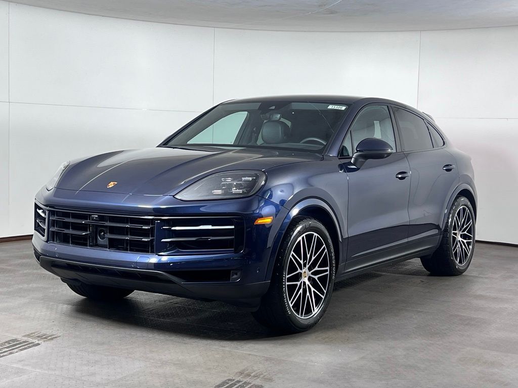 2024 PORSCHE Cayenne