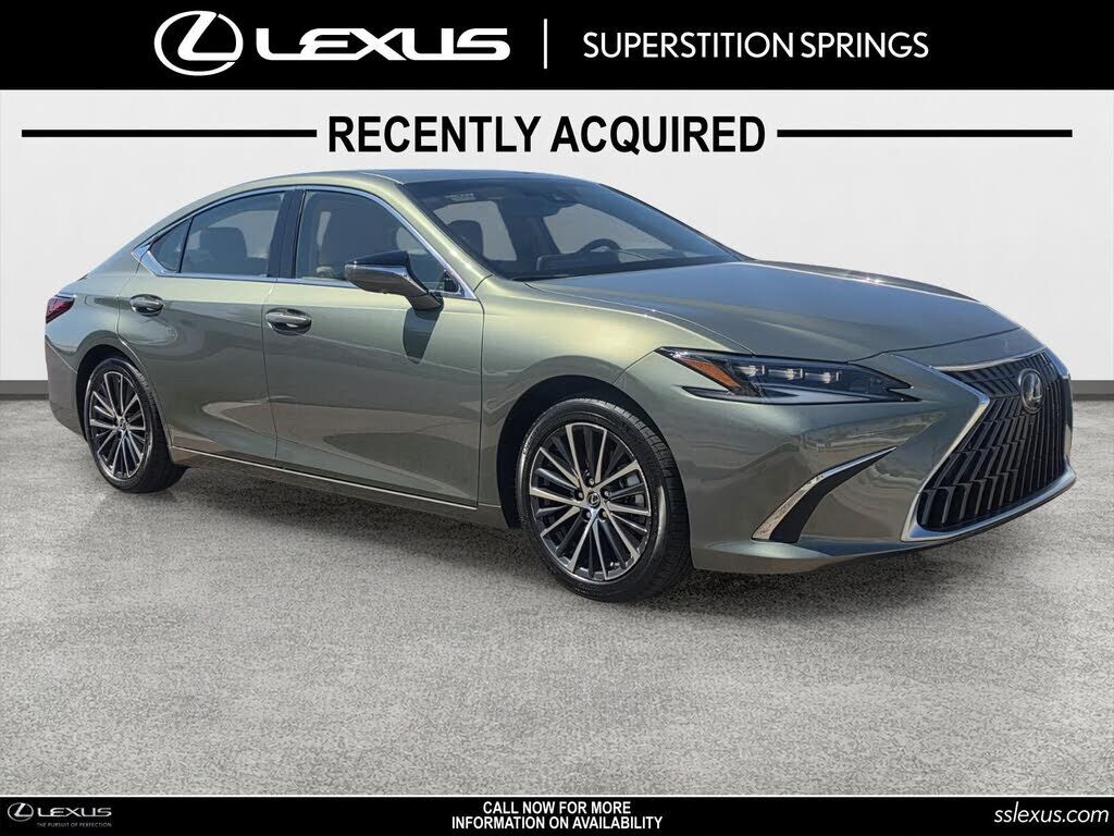 2024 LEXUS ES