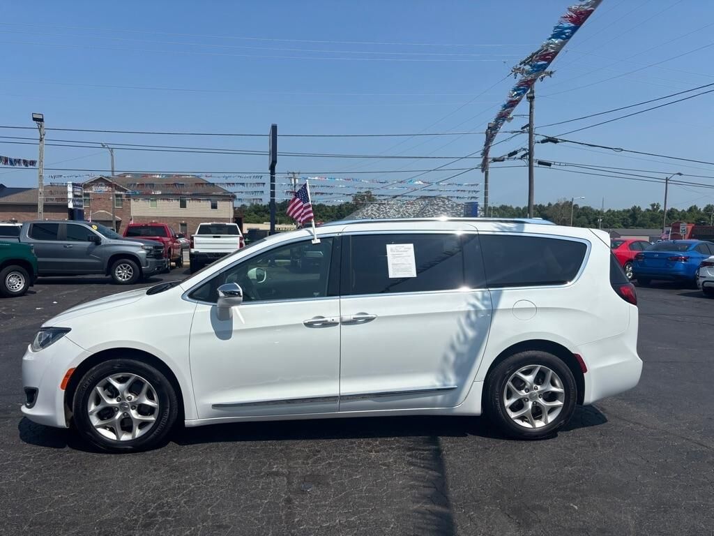 2020 CHRYSLER Pacifica