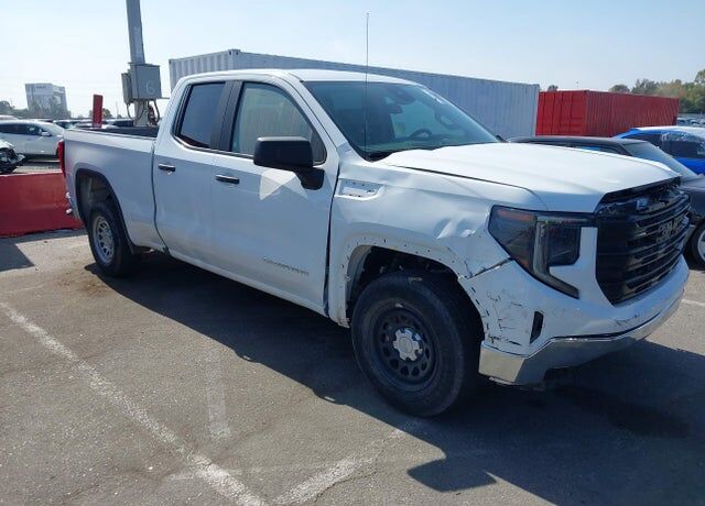 2023 GMC Sierra