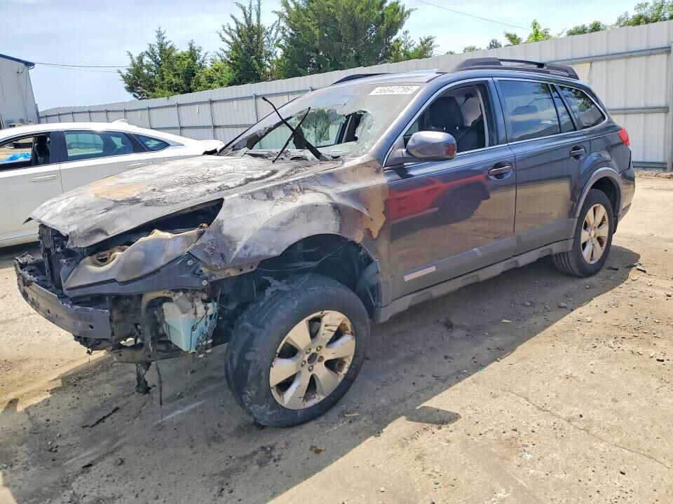 2012 SUBARU Outback