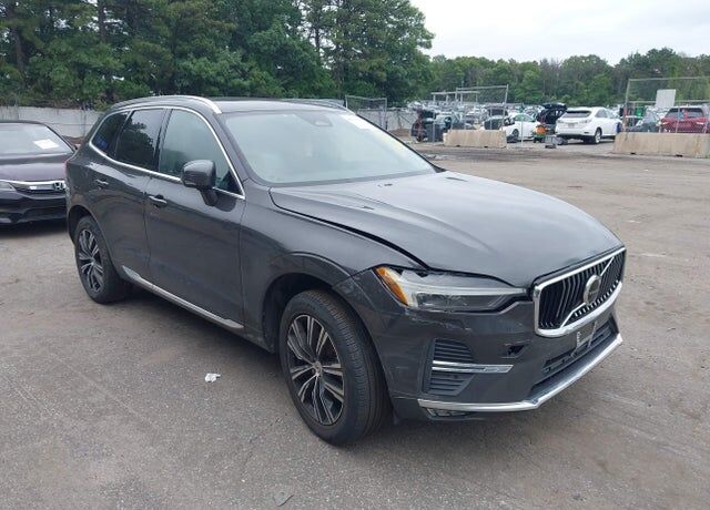 2022 VOLVO XC60