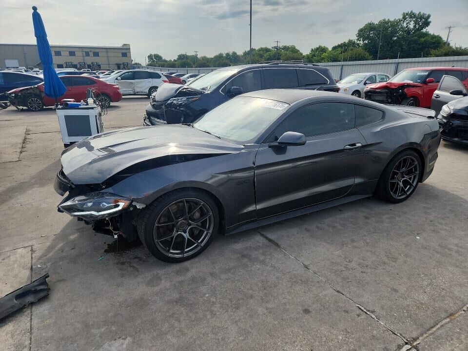 2020 FORD Mustang