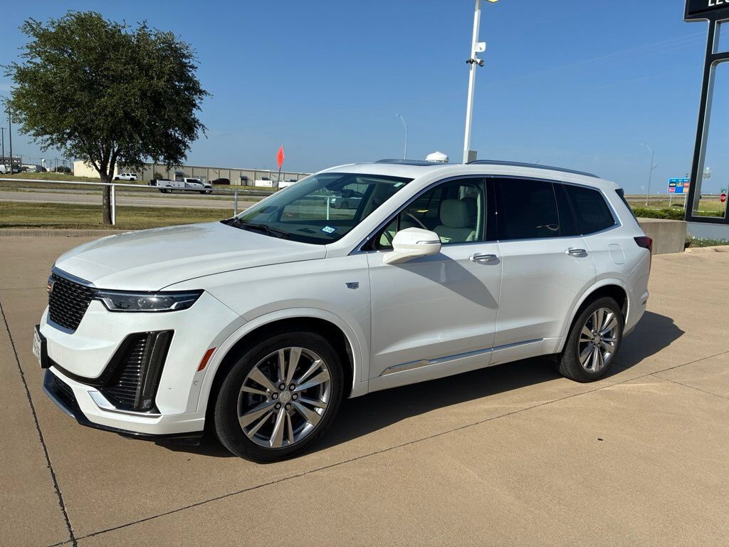 2024 CADILLAC XT6