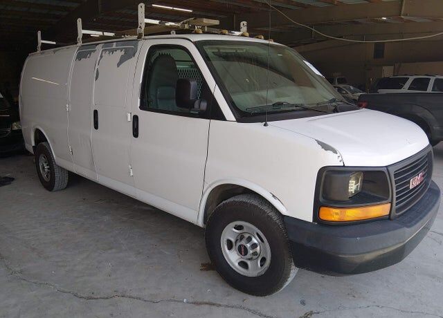 2010 GMC Savana