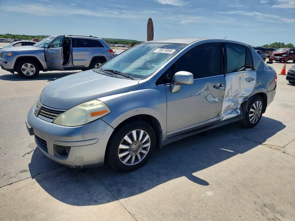 2008 NISSAN Versa