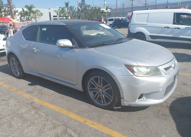 2011 TOYOTA SCION