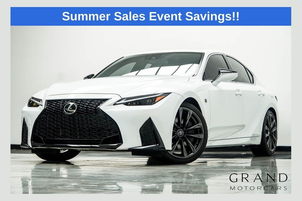 2024 LEXUS IS