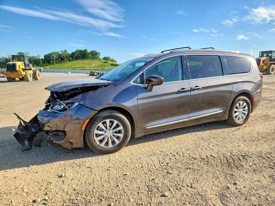 2018 CHRYSLER Pacifica