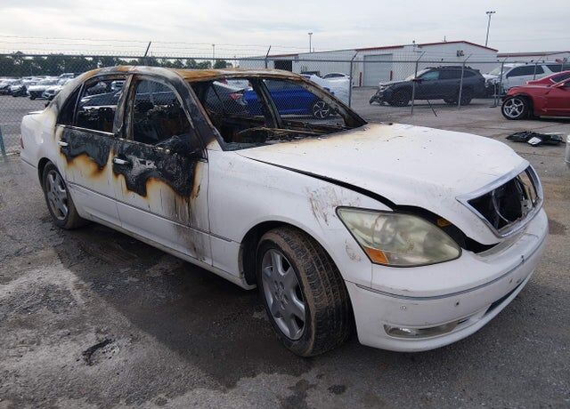 2004 LEXUS LS