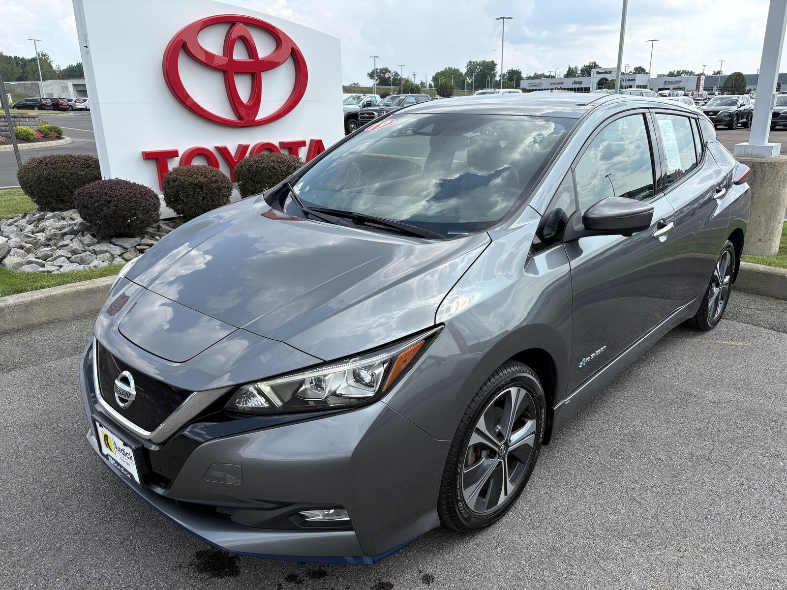 2019 NISSAN Leaf