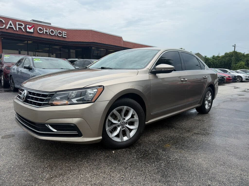 2016 VOLKSWAGEN Passat