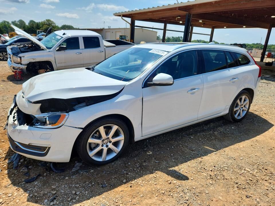 2016 VOLVO V60