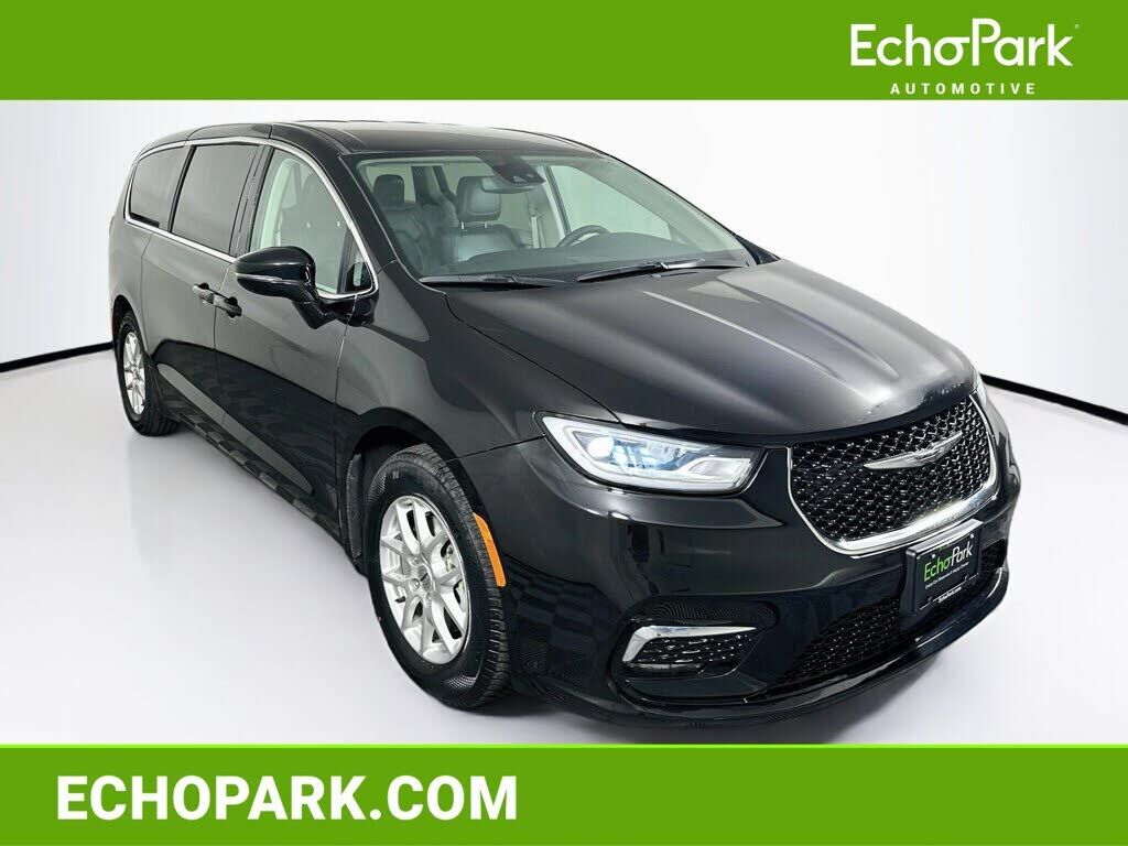 2024 CHRYSLER Pacifica