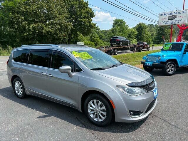 2019 CHRYSLER Pacifica