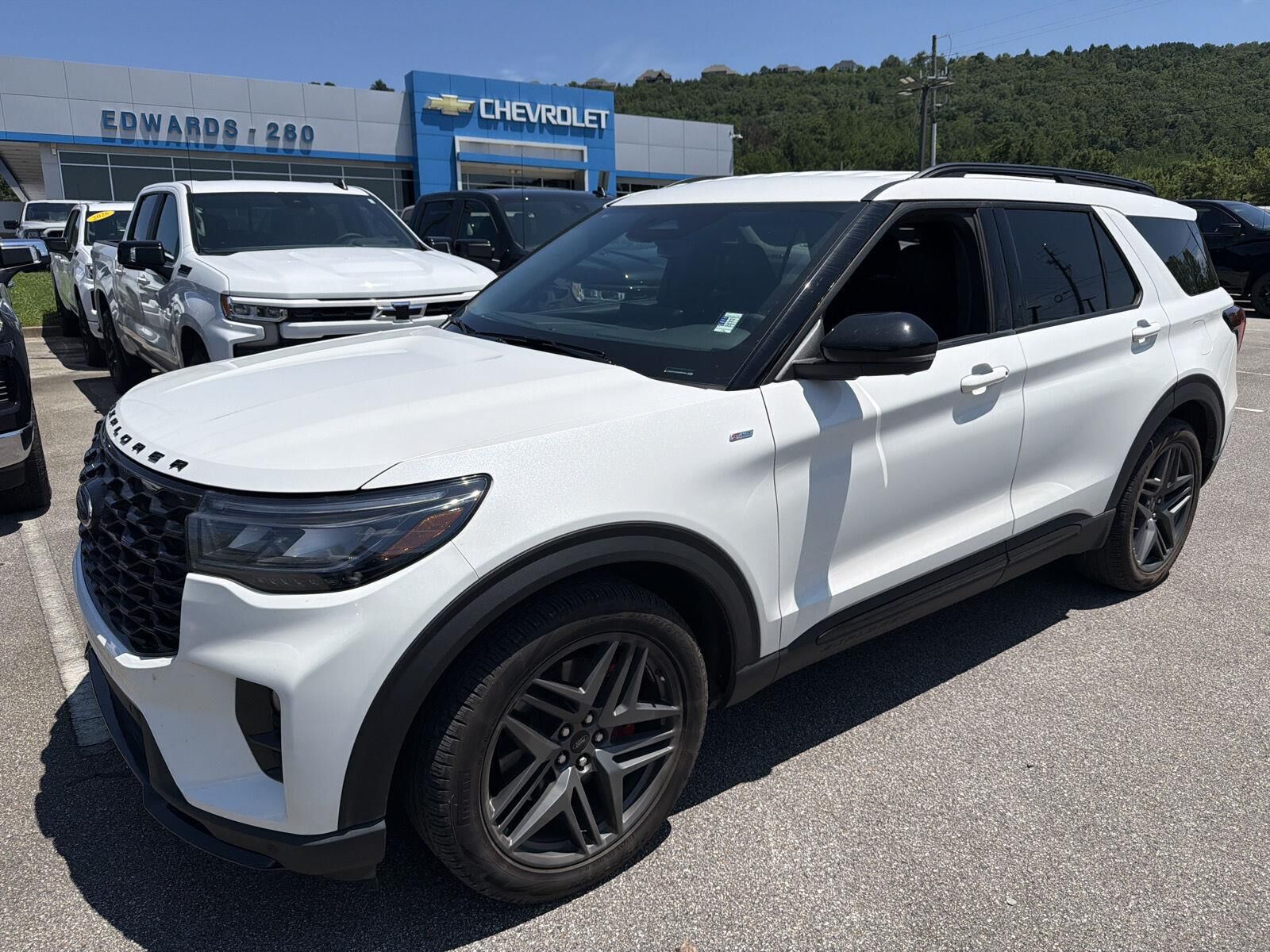 2025 FORD Explorer