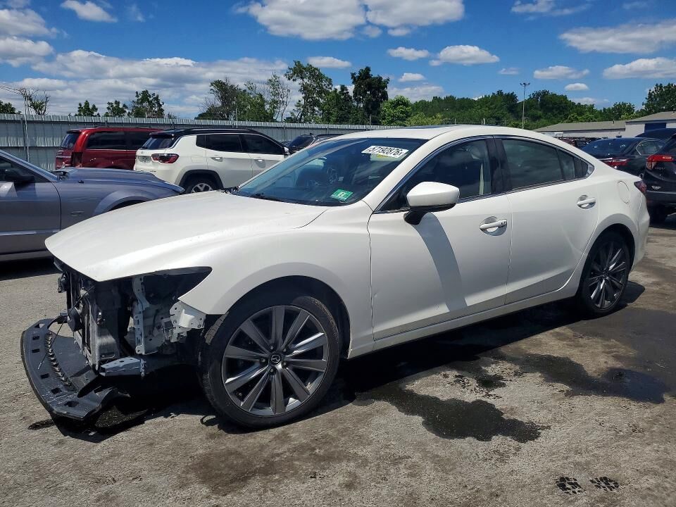 2018 MAZDA Mazda6
